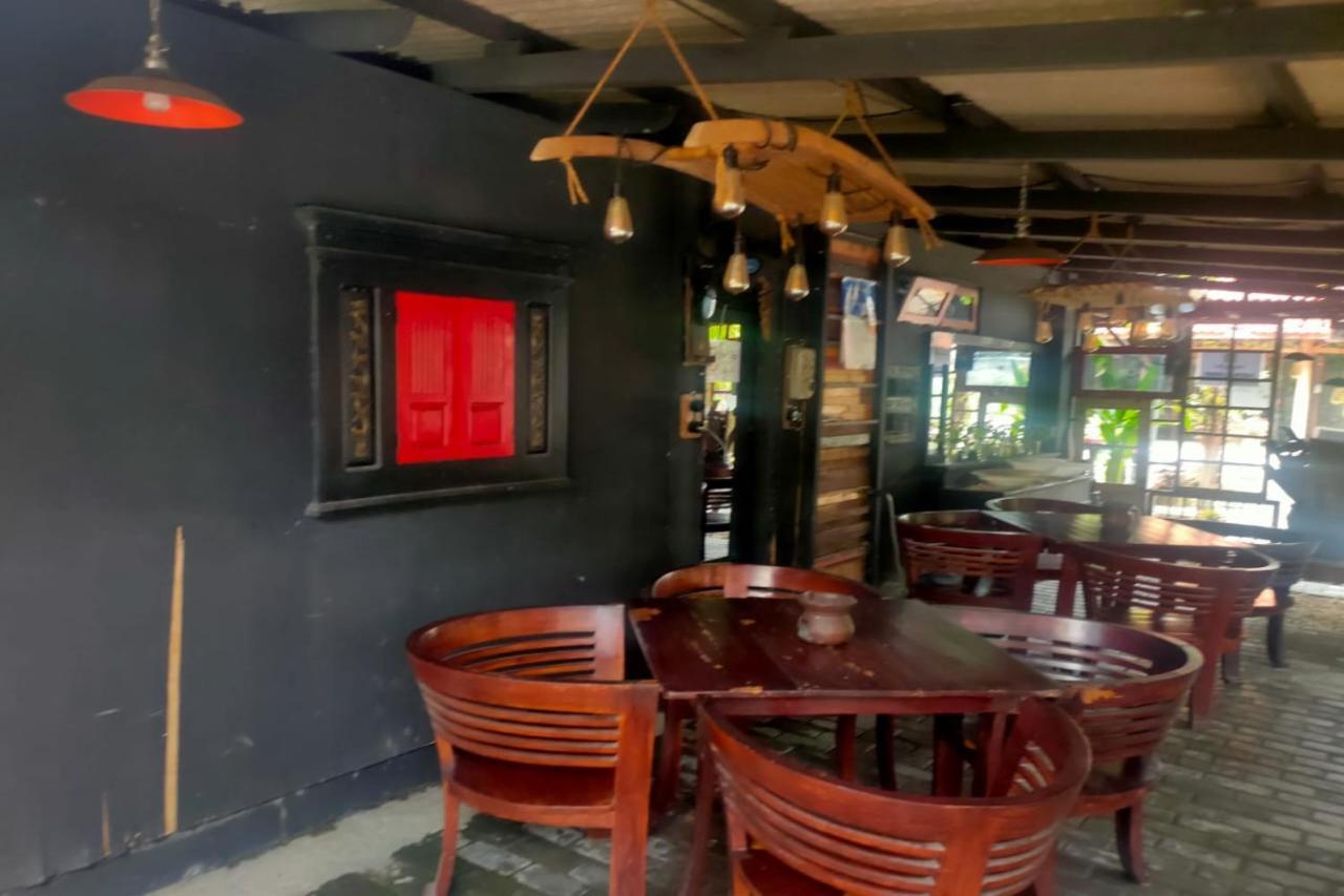 Sumenep Oyo 91179 Hotel Lagalleria מראה חיצוני תמונה