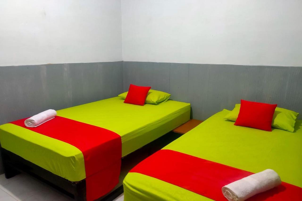 Sumenep Oyo 91179 Hotel Lagalleria מראה חיצוני תמונה