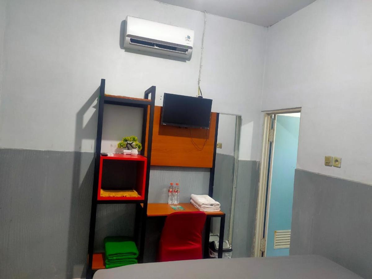 Sumenep Oyo 91179 Hotel Lagalleria מראה חיצוני תמונה